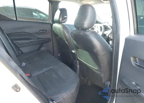 2020 Nissan Kicks Sr Xtronic Cvt z USA, uszkodzony, nr VIN 3N1CP5DVXLL484197